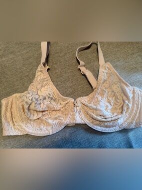 Wacoal 851205 unlined lace bra nude EUC 36C